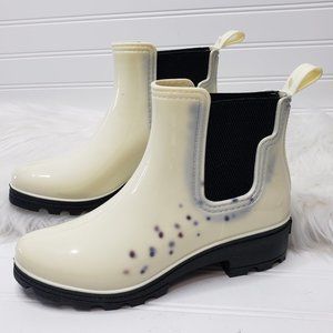 Seven7 Halifax 2070 White Rubber Pull On Ankle Rain Boots Women's Size 8 NWOT